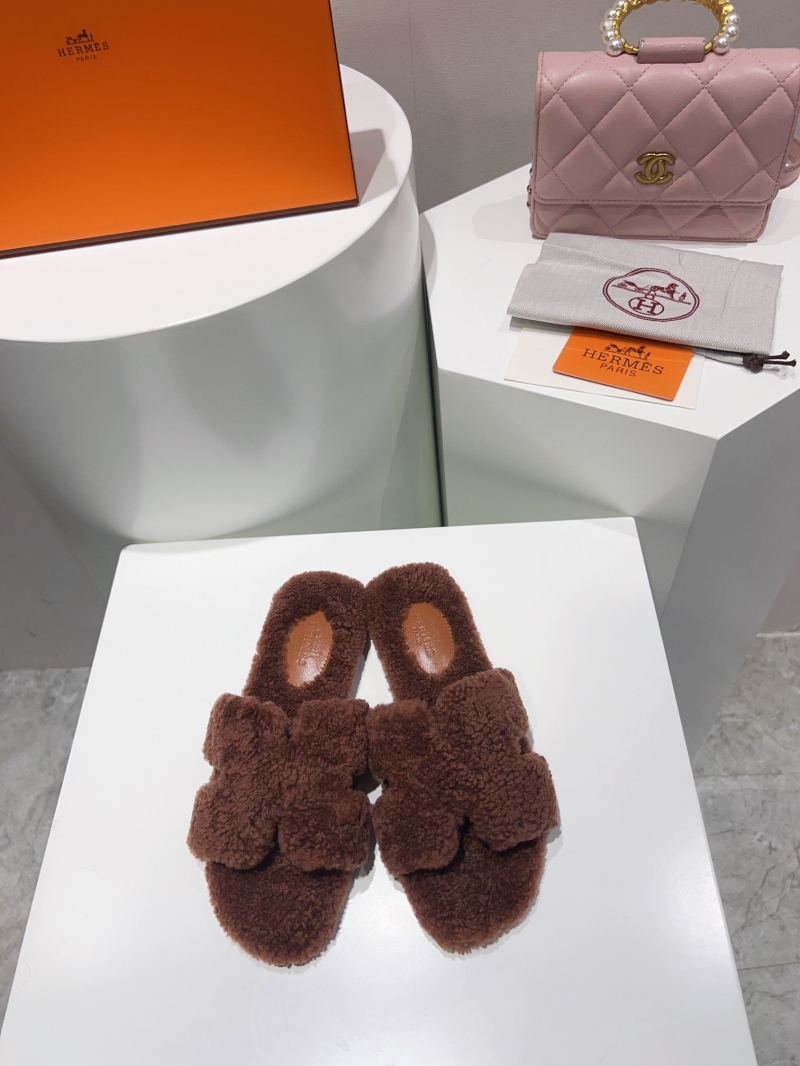 Hermes Slippers